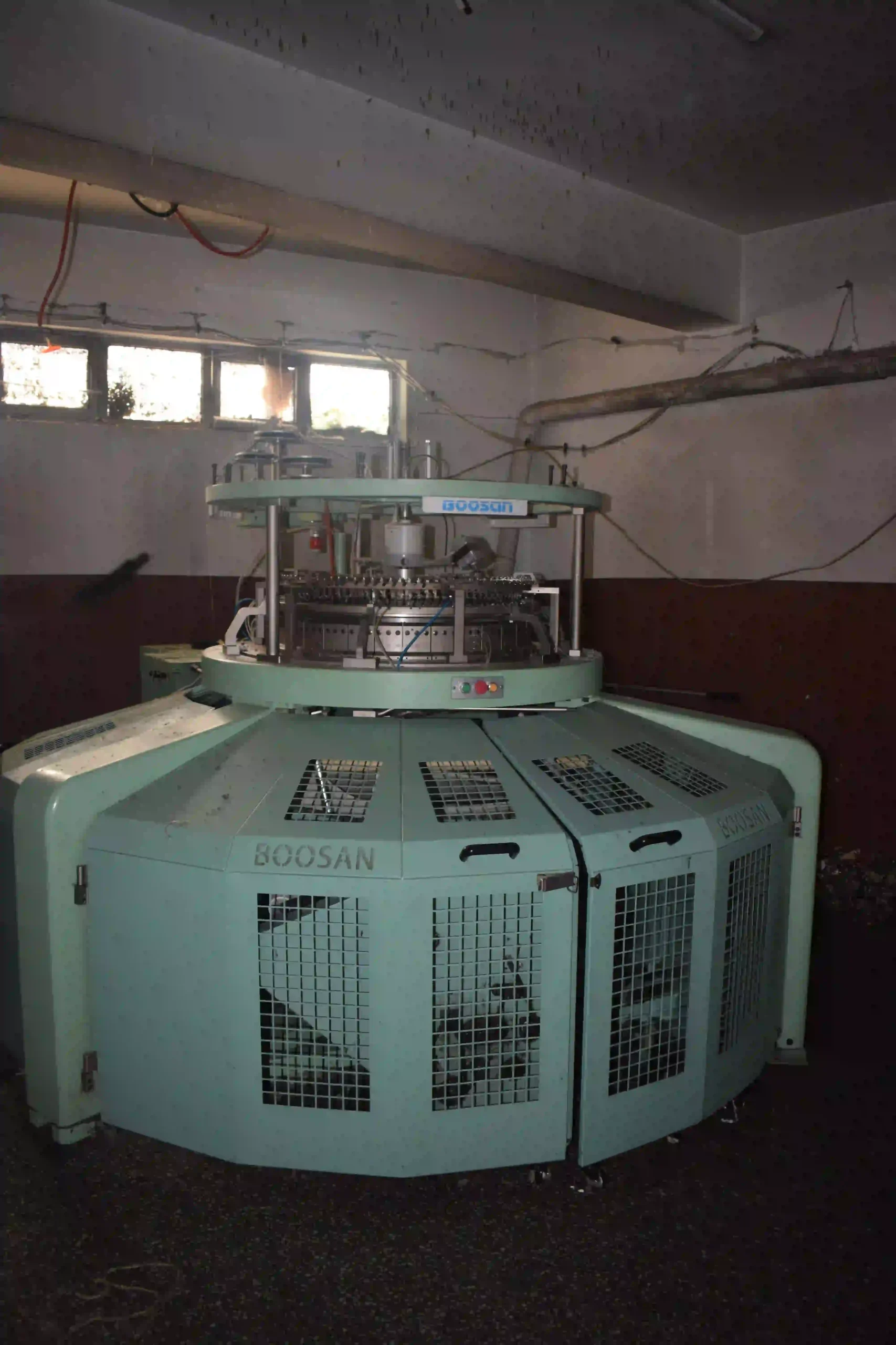 santek tekstil makineleri, yuvarlak örme makinaları, jakarlı dar dokuma makineleri, kapitone makineleri, tres halat makinesi, yaka makineleri, raschel makineler, tektsil makinaları, sanayi imalat makineleri istanbul özbekistan kazakistan rusya 2.El Süprem Yuvarlak Örme